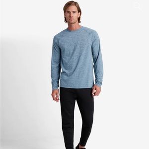 NWT Kenneth Cole Men’s Blue Long Sleeve Tee Size M